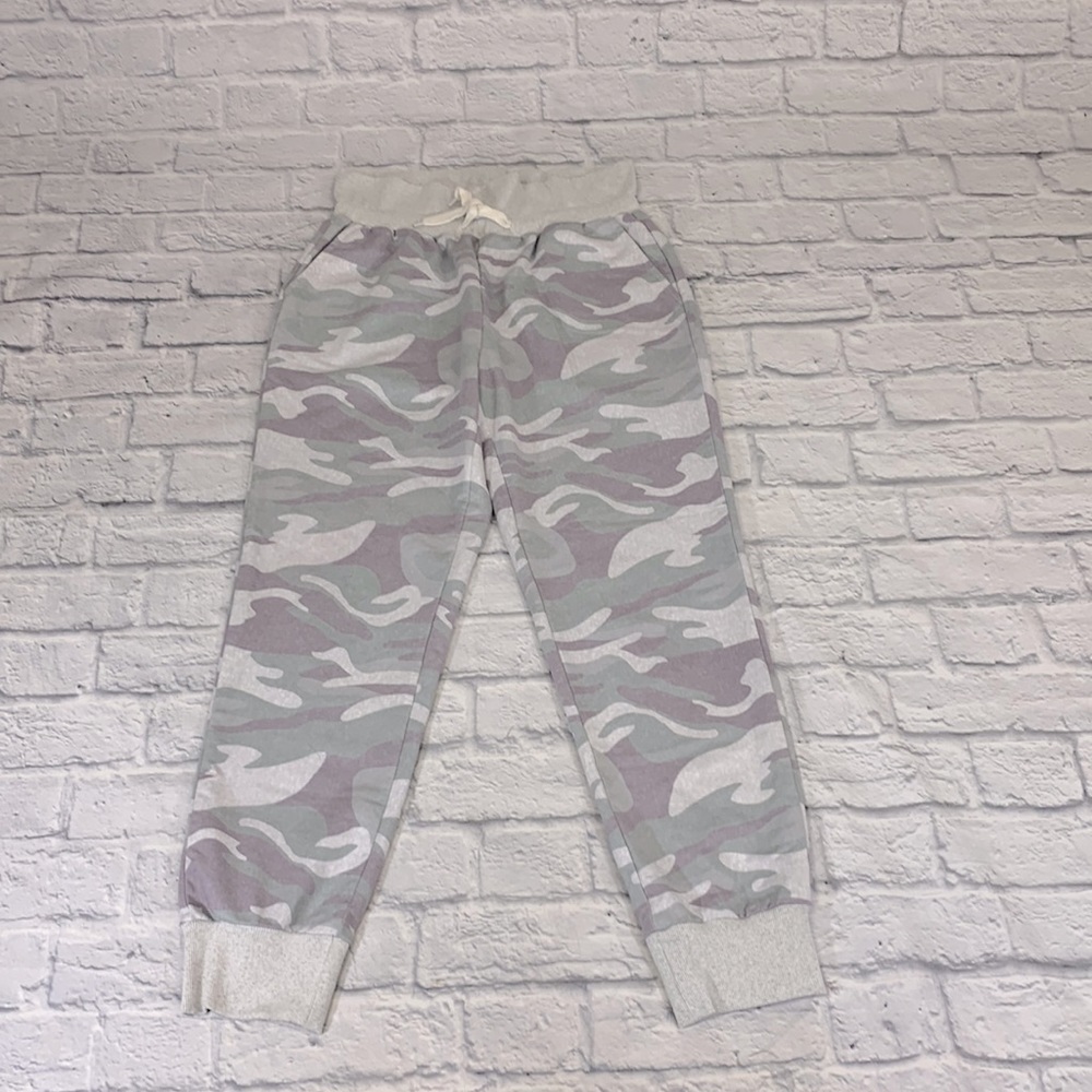 Belinda Camouflage Jogger Pants Large Drawstring waist Light colors pastel